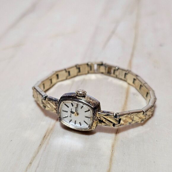 Vintage Bulova P-0 Ladies Gold Plated Cocktail Watch Mechanical Wind Working - Picture 2 of 12